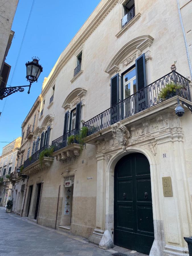 Palazzo Rollo Bed and Breakfast Λέτσε Εξωτερικό φωτογραφία