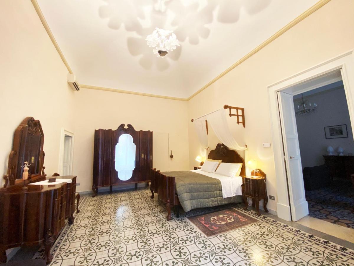 Palazzo Rollo Bed and Breakfast Λέτσε Εξωτερικό φωτογραφία