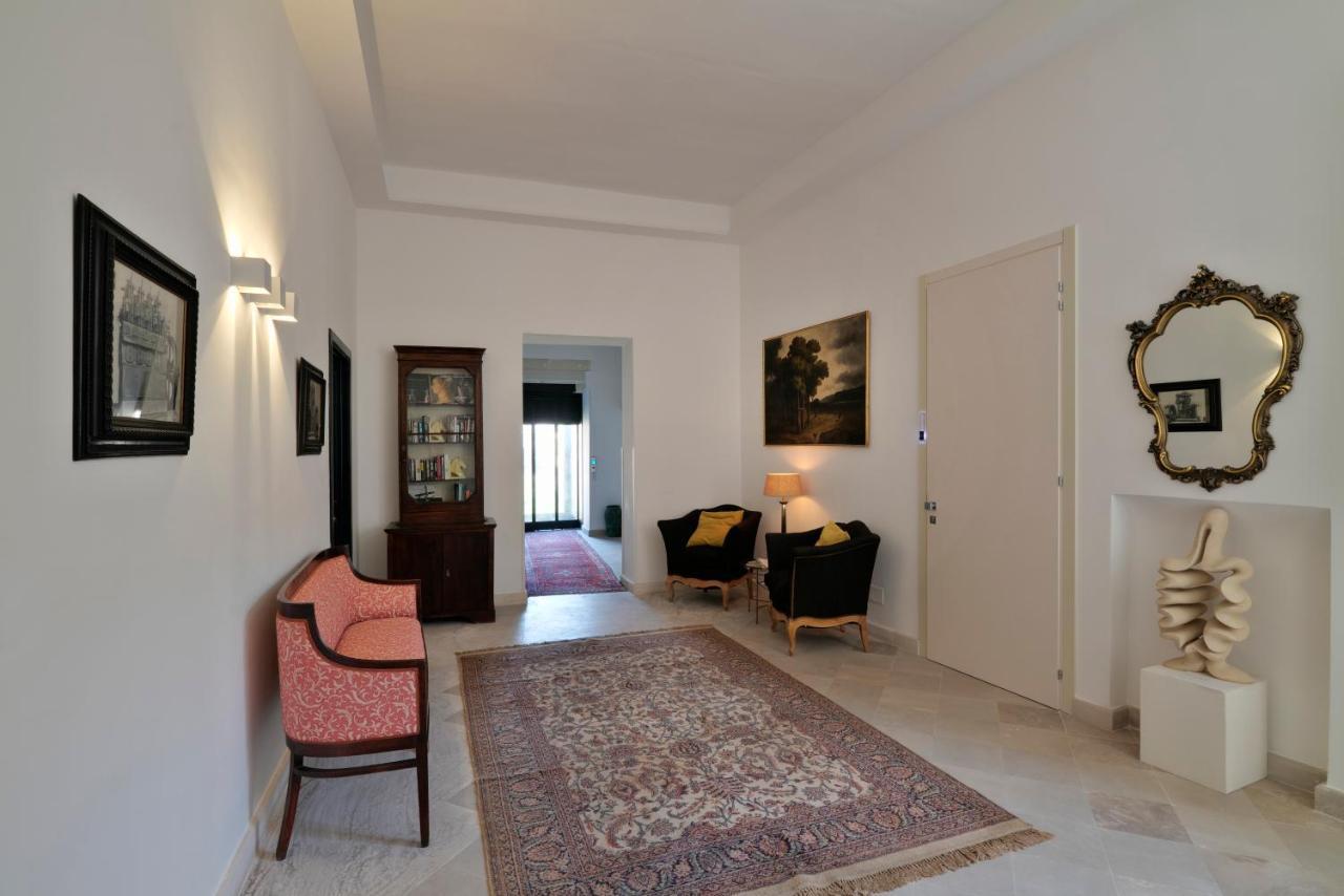 Palazzo Rollo Bed and Breakfast Λέτσε Εξωτερικό φωτογραφία