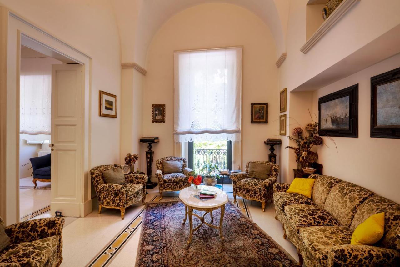 Palazzo Rollo Bed and Breakfast Λέτσε Εξωτερικό φωτογραφία