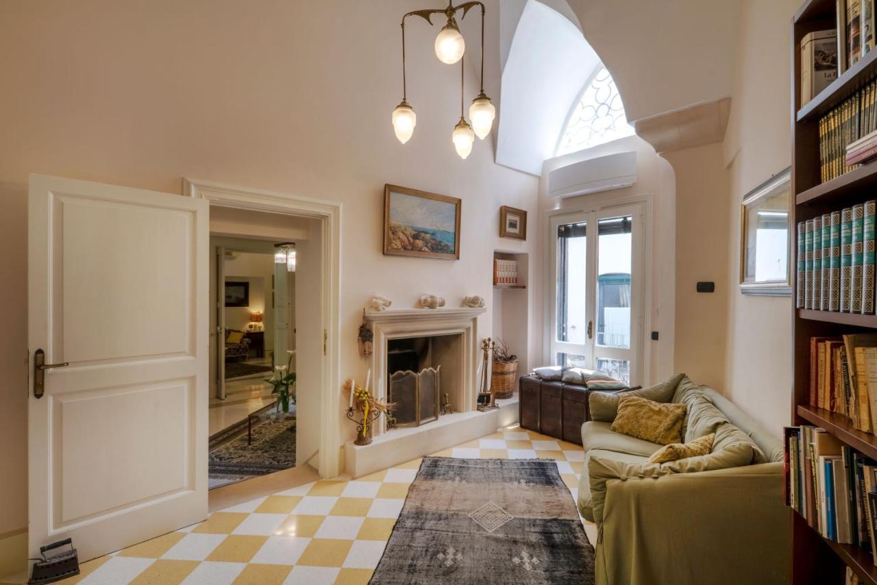 Palazzo Rollo Bed and Breakfast Λέτσε Εξωτερικό φωτογραφία
