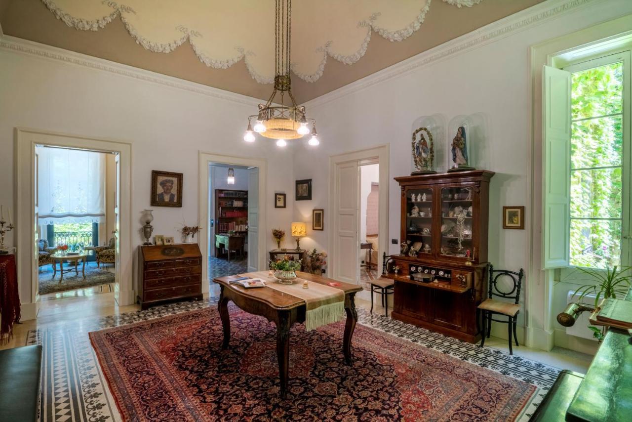 Palazzo Rollo Bed and Breakfast Λέτσε Εξωτερικό φωτογραφία