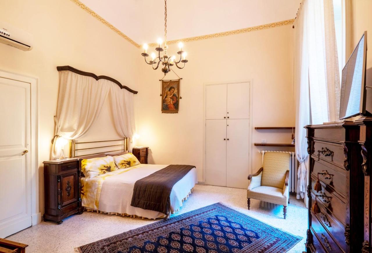 Palazzo Rollo Bed and Breakfast Λέτσε Εξωτερικό φωτογραφία