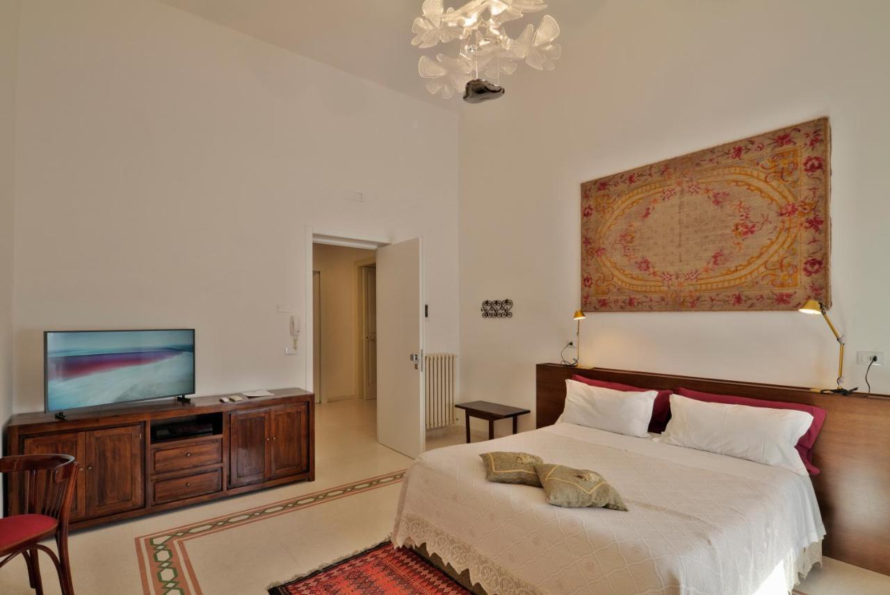 Palazzo Rollo Bed and Breakfast Λέτσε Εξωτερικό φωτογραφία