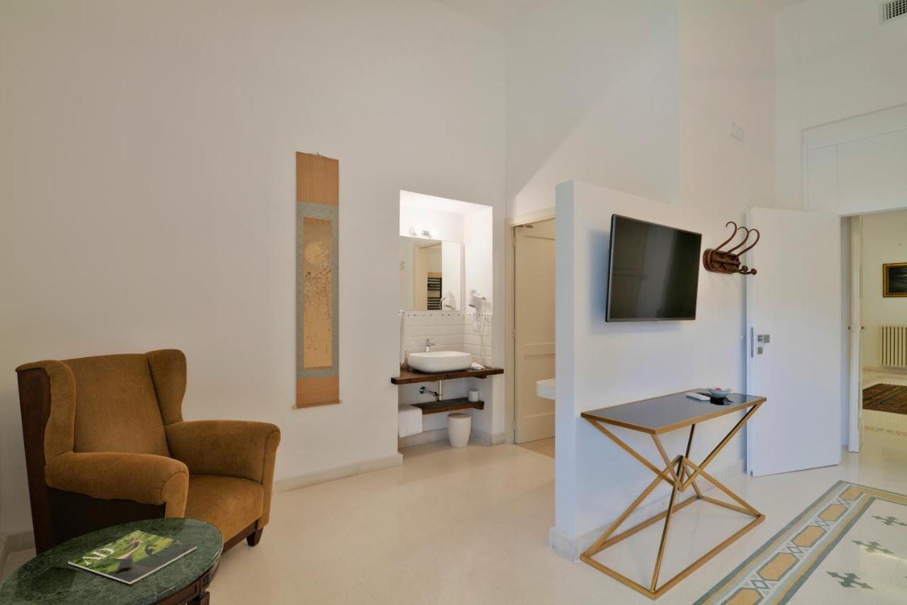 Palazzo Rollo Bed and Breakfast Λέτσε Εξωτερικό φωτογραφία